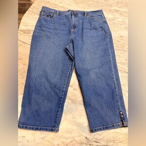Gloria Vanderbilt Amanda Slimming Effect Capri Jeans Size 14P Petite Medium Wash